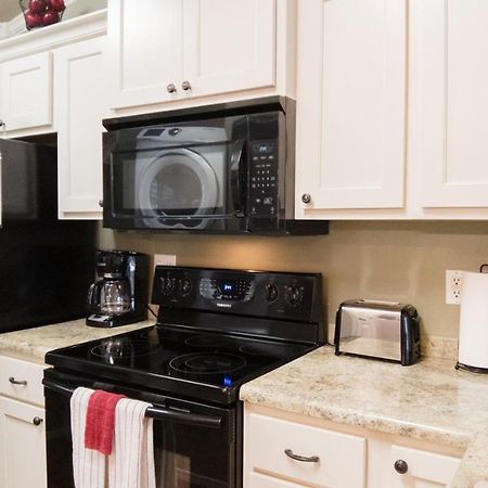 2Br Walk-In - Central Location - Free Tickets Included - Fc41-17 Branson Exterior photo